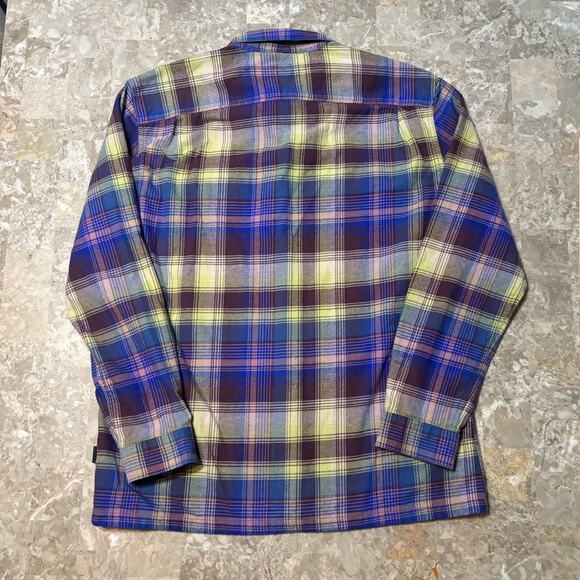 Patagonia Shirt Mens Large Purple Fjord Flannel Long Sleeve Button Outdoor 42400 - Picture 8 of 10